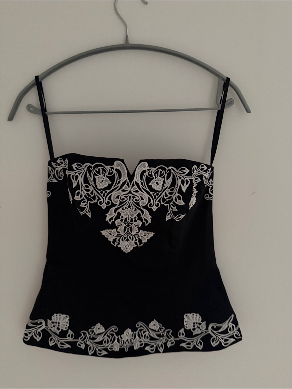 Elegant Black Embroidered Strapless Tank Top